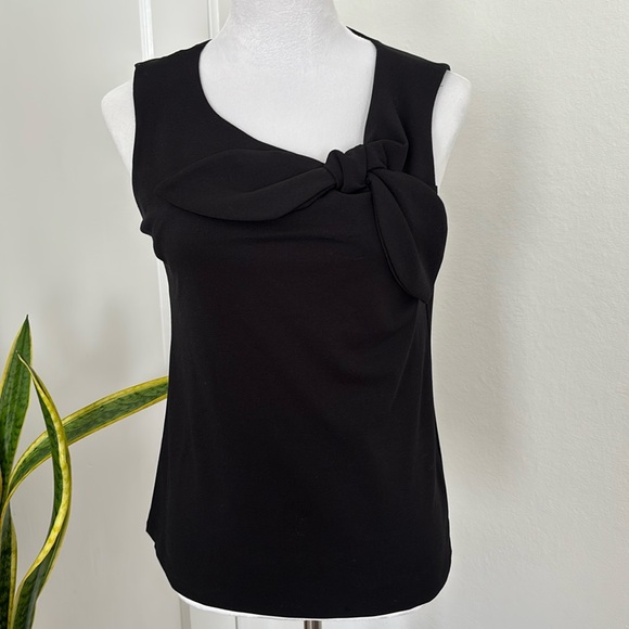 Banana Republic Women's Ponte Black Pullover Top Bow Neckline Sleeveless, Size S - Picture 1 of 6